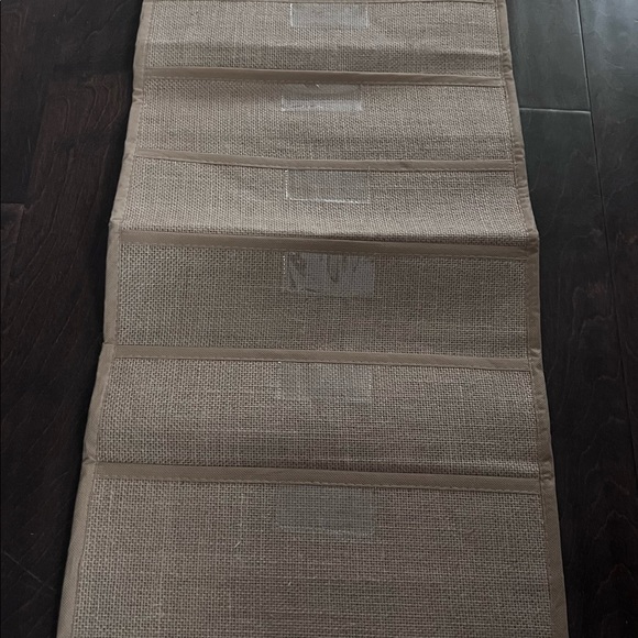 4 File folder hanger - Picture 2 of 3